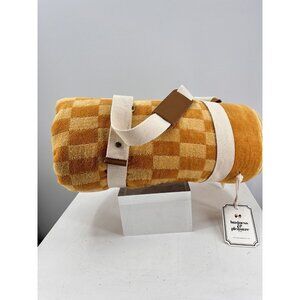 Business & Pleasure Co. Premium Beach Blanket Squares Pattern In orange